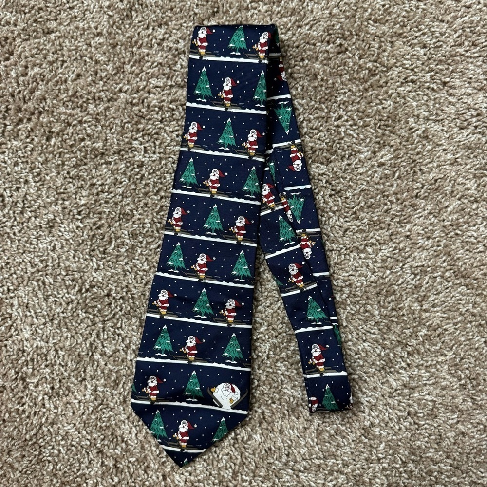 American Tradition‎ Men’s Christmas Santa Themed Novelty Tie 100% Silk